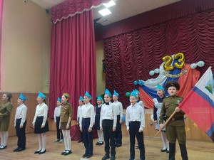 Смотр-конкурс военно-патриотической песни.
